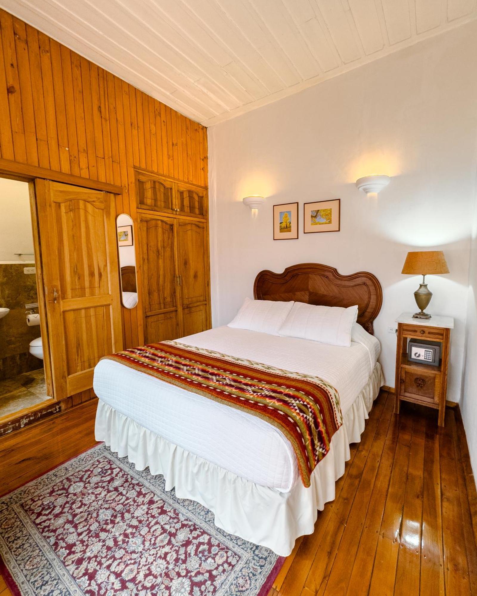 Hotel Boutique Casa Montalvo Cuenca Luaran gambar