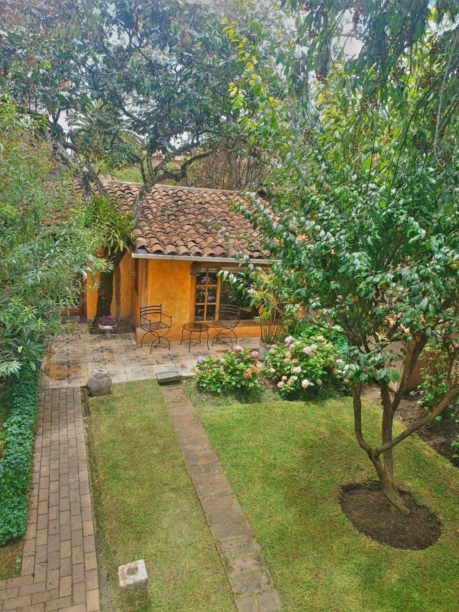 Hotel Boutique Casa Montalvo Cuenca Luaran gambar